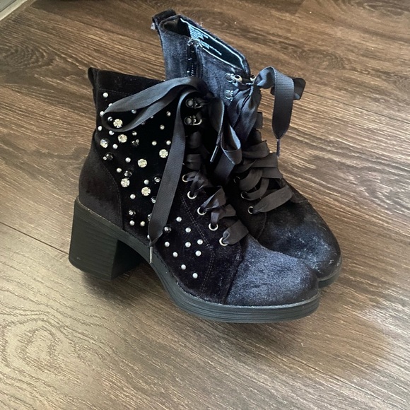 Madden Girl Shoes - Madden girl embellished boots
